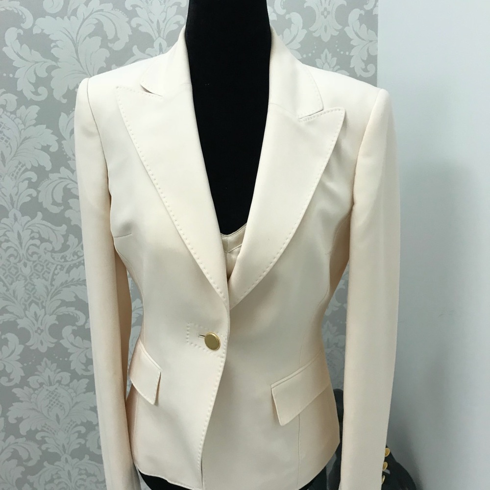Suit